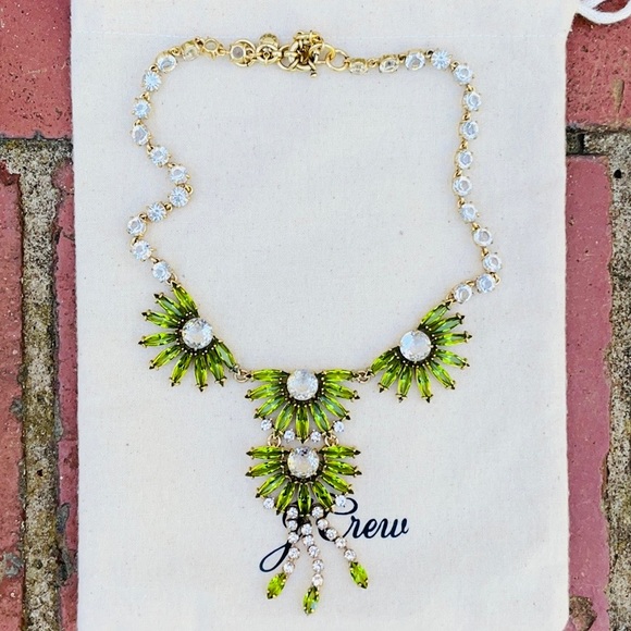 J.Crew Golden Moss Gem Fan Statement Necklace NWOT - Picture 5 of 11